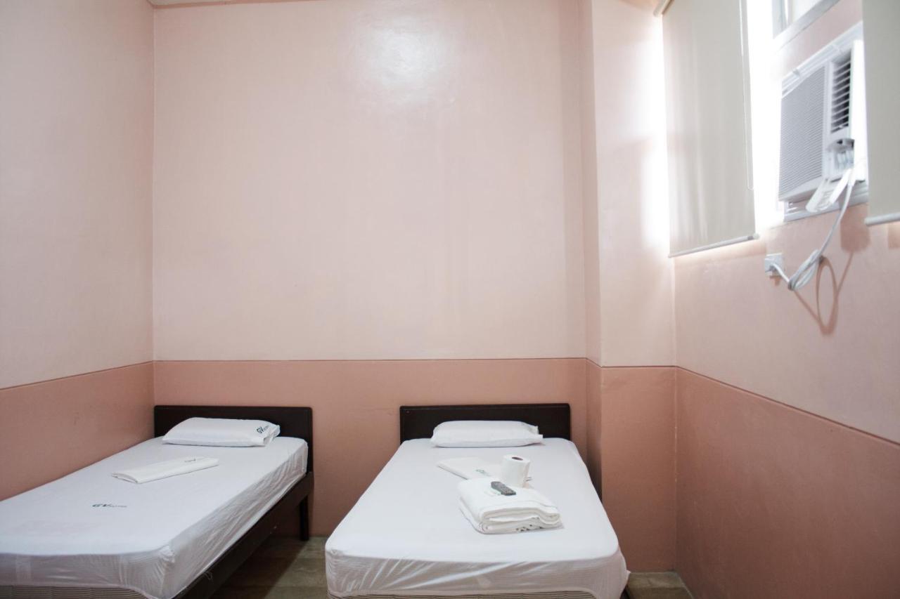 Gv ホテル ボロンガン Borongan 部屋 写真